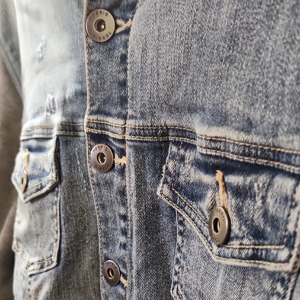 Torrid Denim And Fleece Jacket - Picture 3 of 4